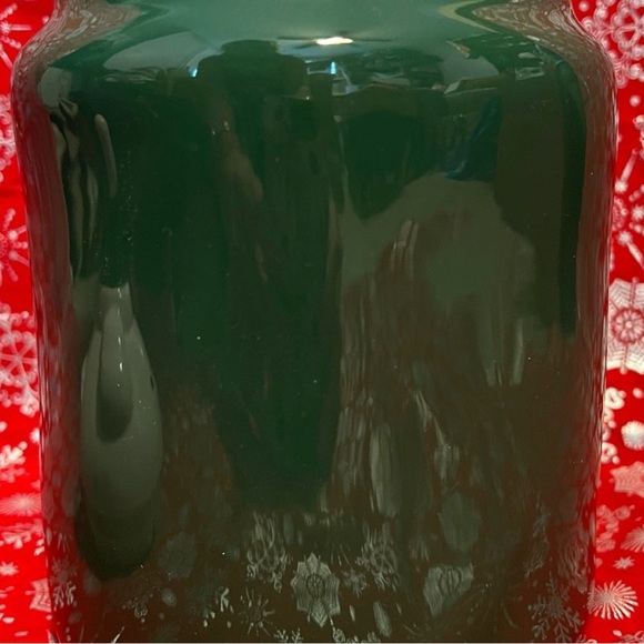 NIB Rae Dunn Christmas canister - Picture 4 of 4